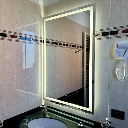 Appartamenti Leone - Vista Mare - Pet Friendly Rimini Exterior foto